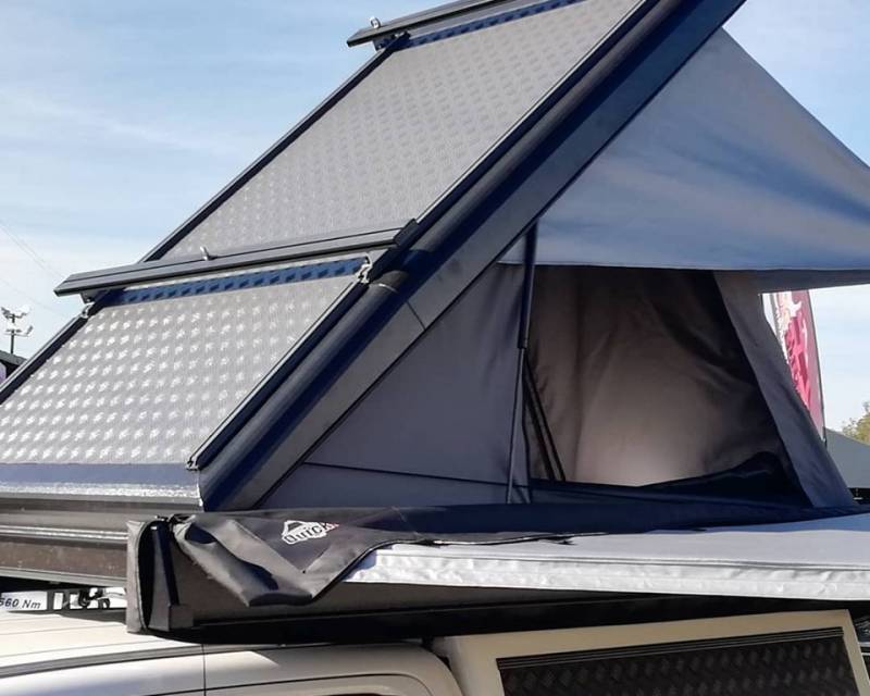 Quick Pitch- Roof Top Tent